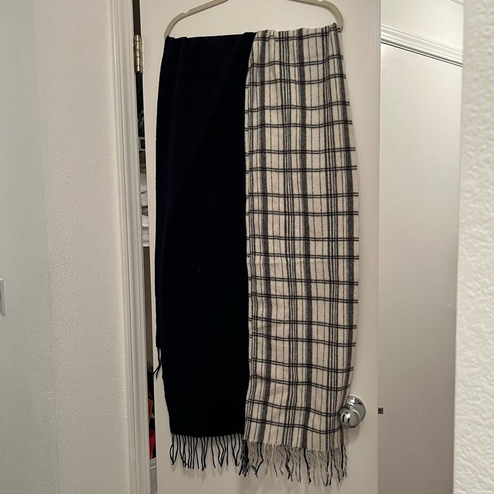 MWL 100% wool scarf